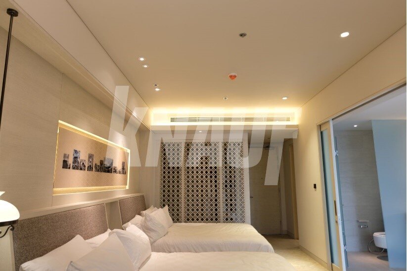 flat-ceiling