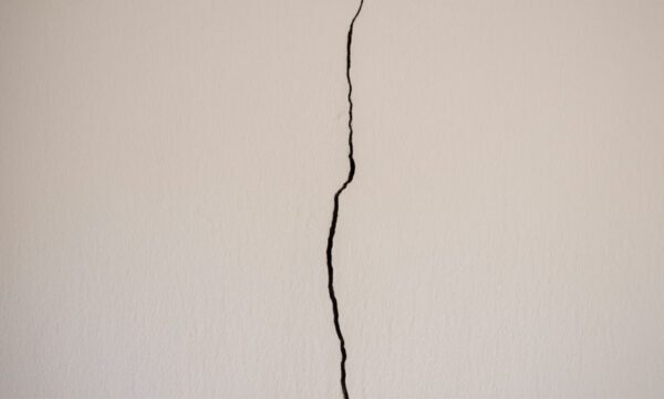 2. Vertical cracks